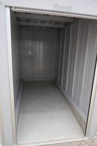 ヴィッラホーム参番館2階 専用ガレージ