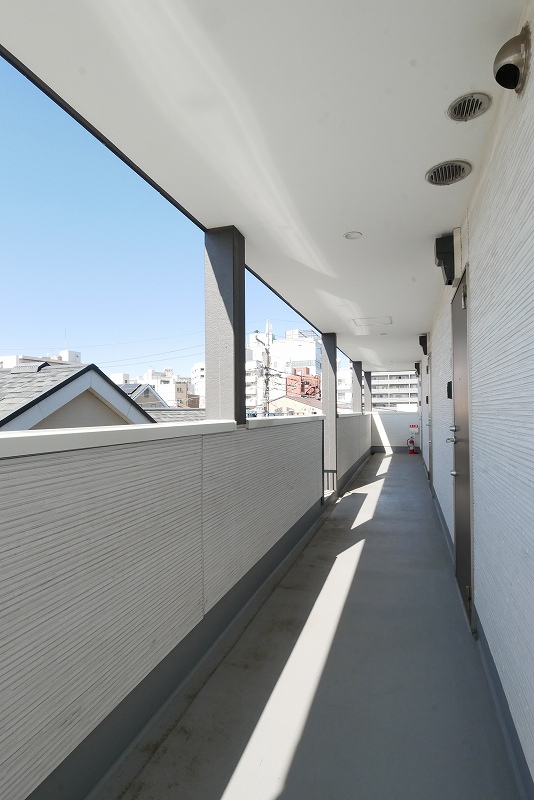 パークアザレア 外観