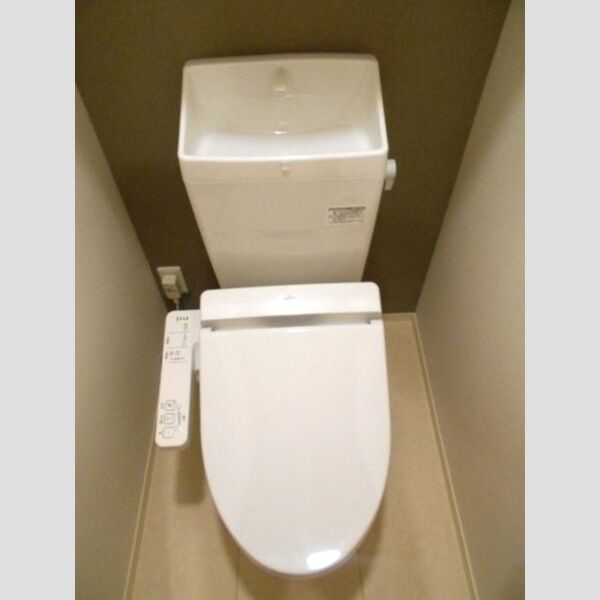 リクライン102号室 温水洗浄暖房便座