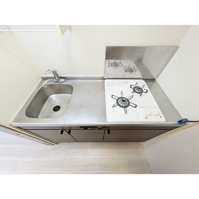 ＭＯＤＵＬＯＲ池上0102号室 シンク・コンロ