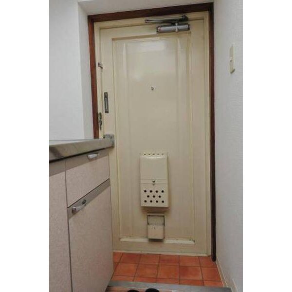 メゾン・ド・ポルシュ0503号室 玄関