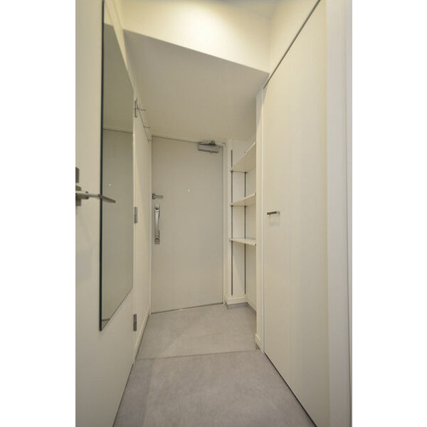 パークルール大手町 玄関