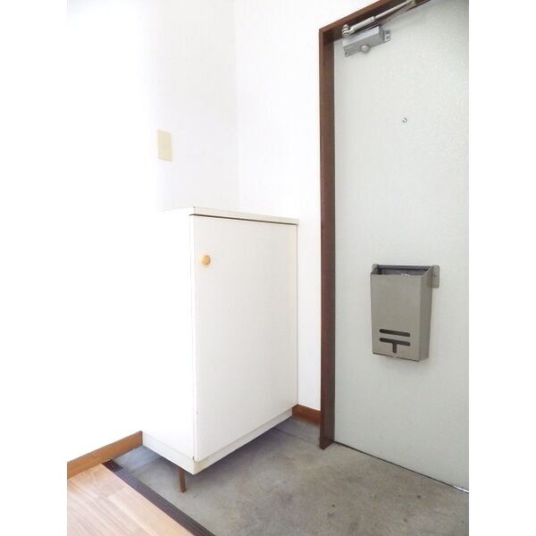 レピュート斉藤II 玄関