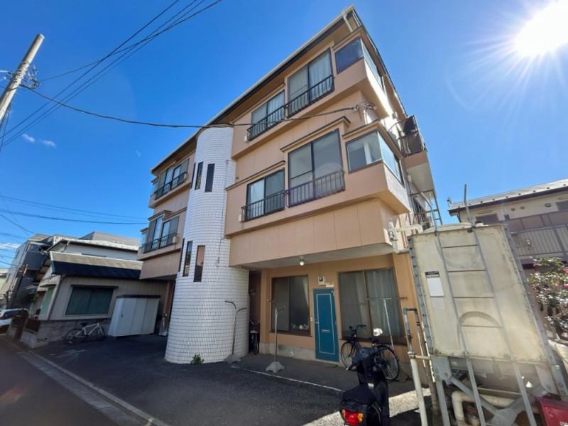 マンション東の外観画像