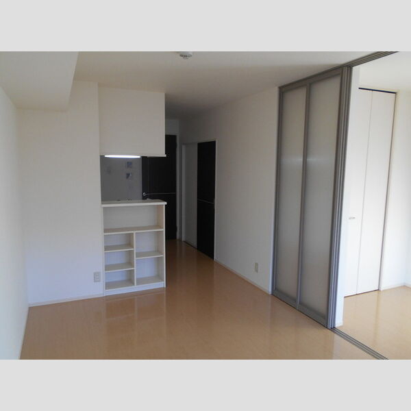 シャルマンドミール　B102号室 リビング