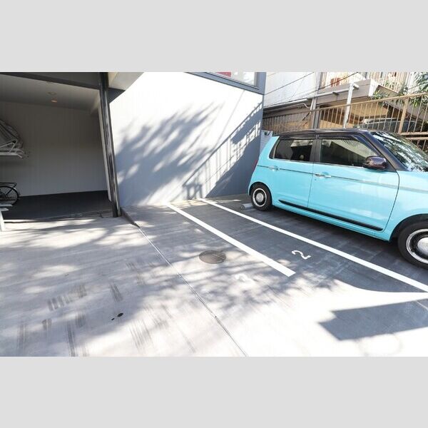 ライフパティオ菊名0304号室 駐車場・バイク置き場