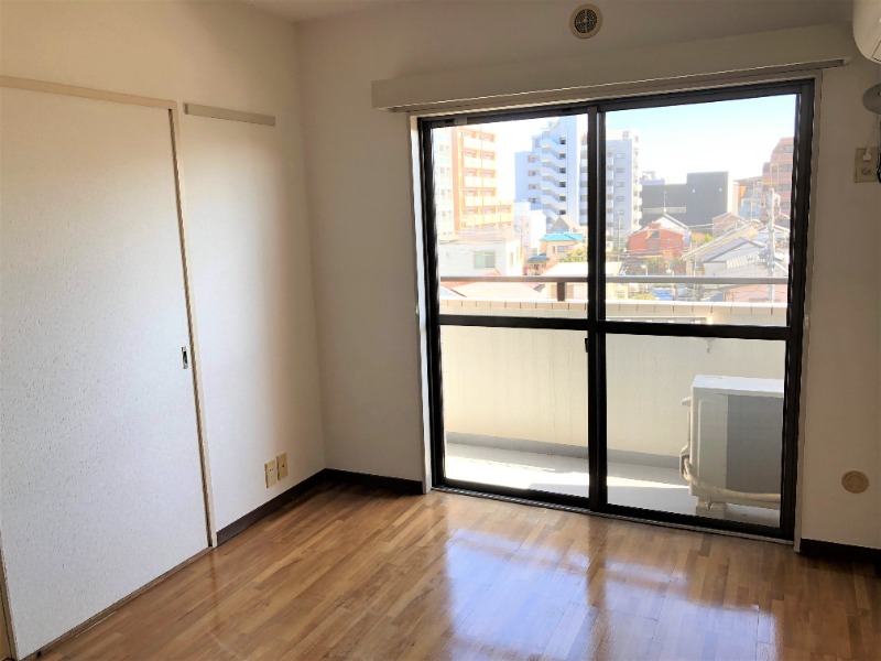 東府中マンション2階 内観