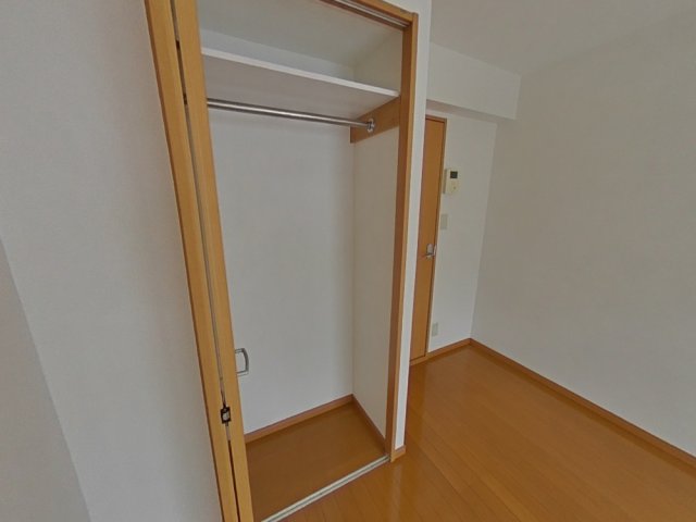 エタニティ204号室 収納