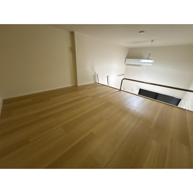 ローズマリー106号室 内観