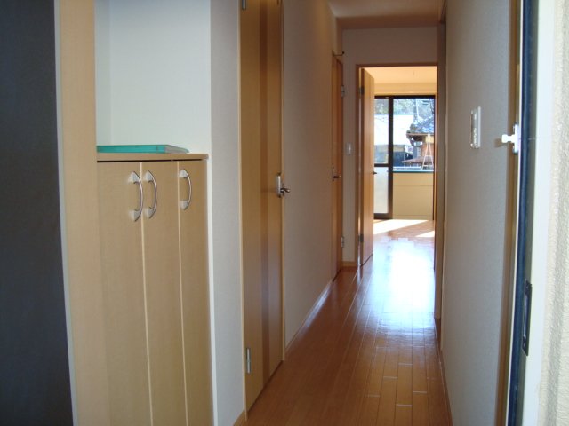 ミネルバＢ棟 廊下