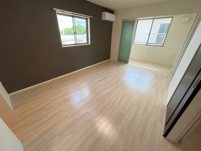 フロレゾン柏～Floraison Kashiwa～201号室 リビング