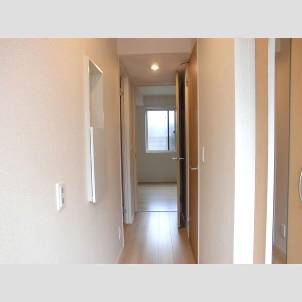 OLIVE ARBRE 30 玄関