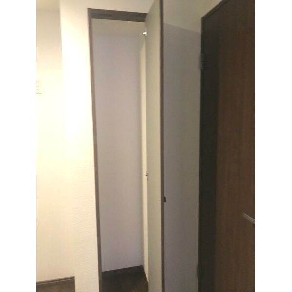 エレ・シャルム墨田103号室 収納