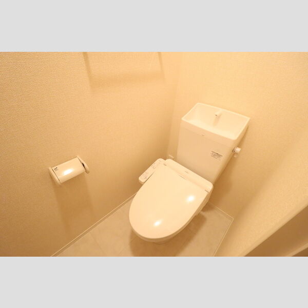 サニーリヴF 温水洗浄暖房便座