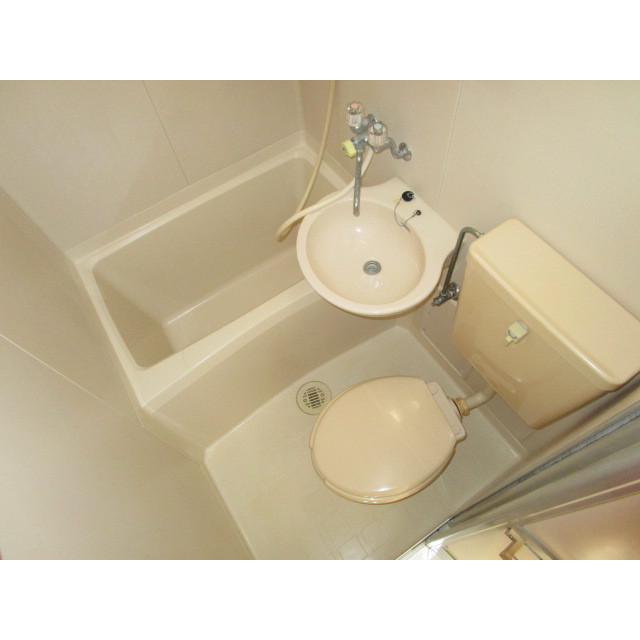 星川アイランド101号室 内観