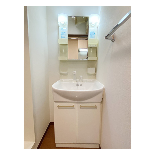 ジュネス 独立洗面台