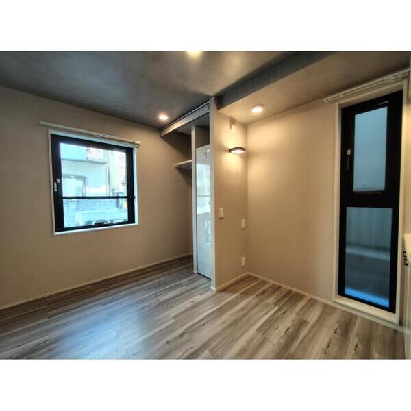 カテリーナ千住大橋302号室 リビング