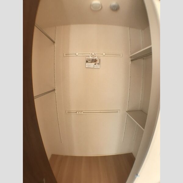 ヴィラ・テンジン ワンステップクローゼット(施工中)