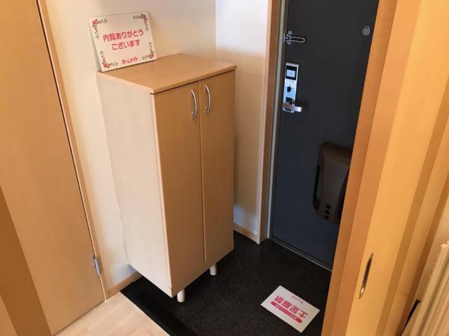 ピュアガーデン美穂206号室 玄関（イメージ）