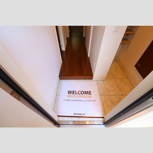 アンソレイエ 玄関