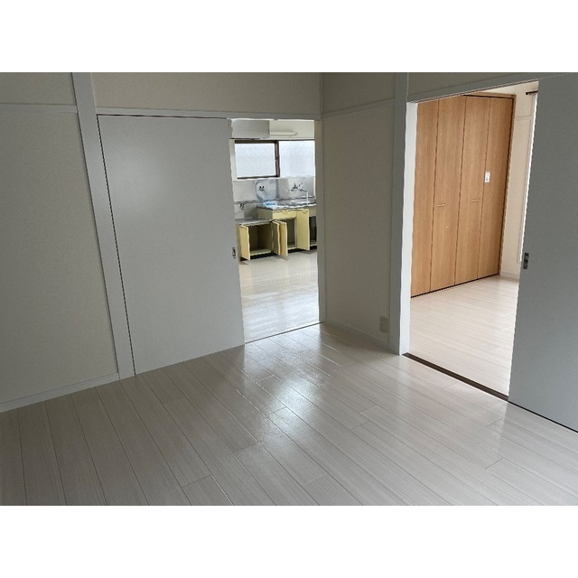 西亀有エコハイツ201号室 内観