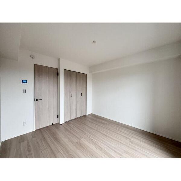 レイズ日進303号室 リビング