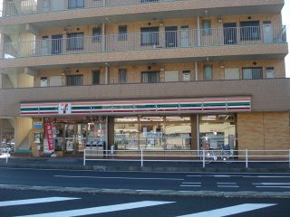 ストゥーディオⅡ セブンイレブン横浜釜利谷宮ケ谷店まで4,011ｍ