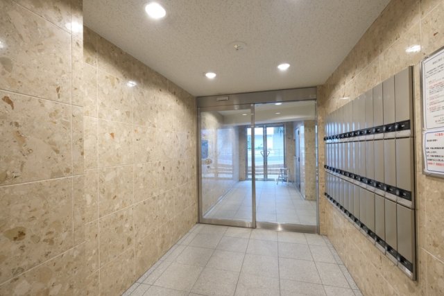 グランジュール目白西2階 エントランス