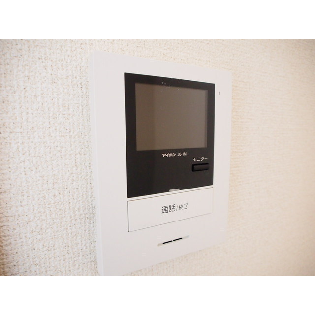クレッシェンド101号室 モニター付きインターホン♪