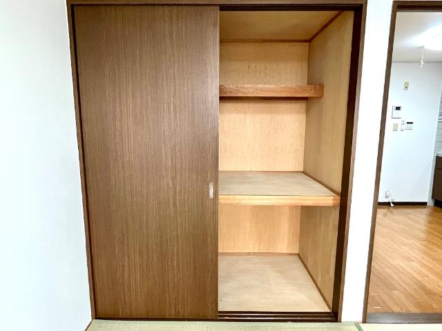 グランドメゾン福生 収納