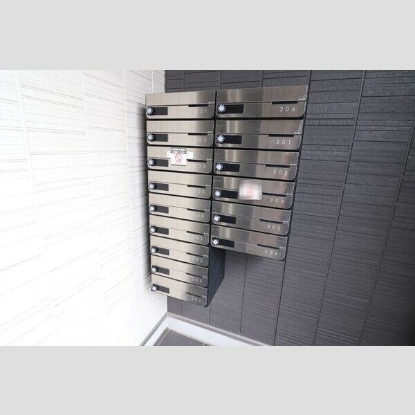 プリムヴェール　弐十五番館 集合ポスト