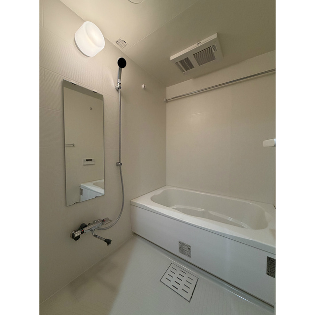 プレール・ドゥーク亀戸小村井502号室 お風呂