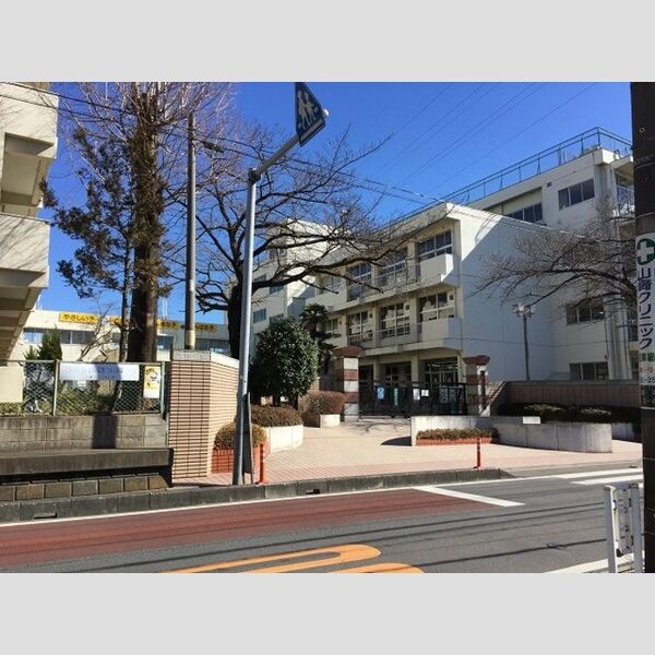 ルミエール武蔵浦和302号室 さいたま市立沼影小学校(572m)