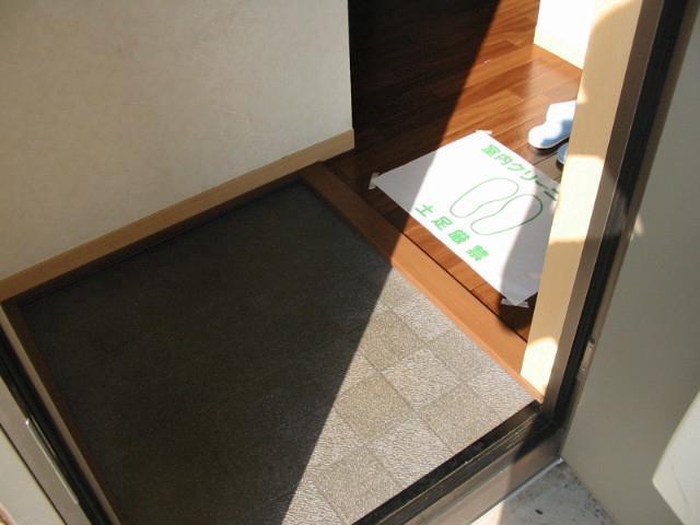 ガーデンハイツ 玄関