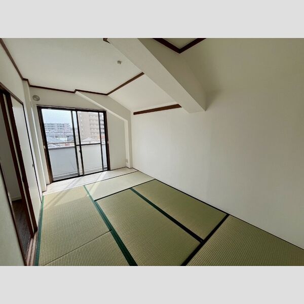 奥田ビル402号室 和室