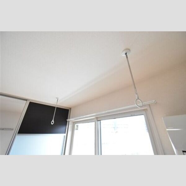 マリアエレナ303号室 室内物干し