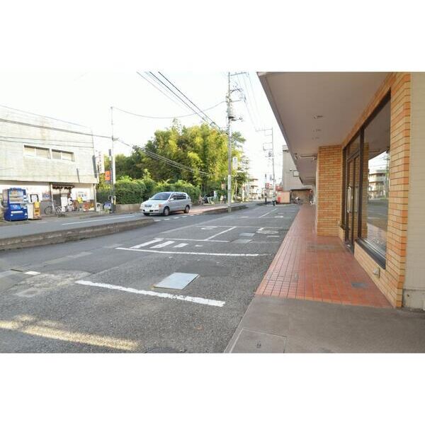 エステートピア大和田 駐車場