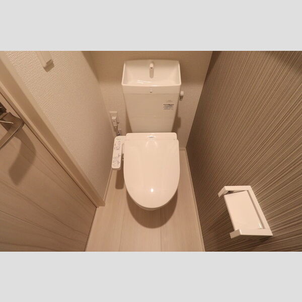 ソレイユガーデン106号室 温水洗浄暖房便座