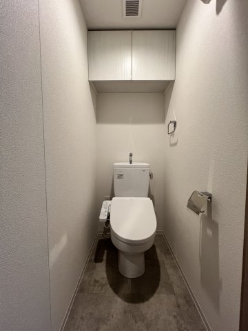 GRAN PASEO上野御徒町701号室 トイレ