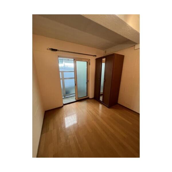 モデラート リビング