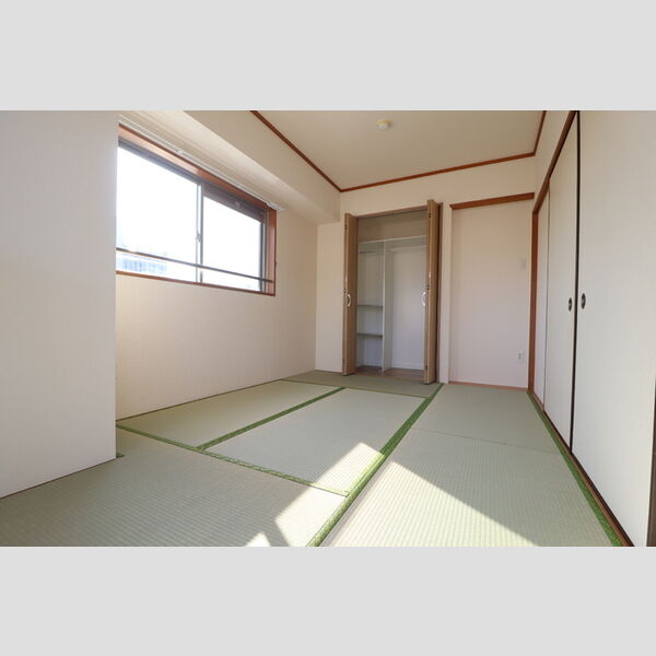クレールライフ203号室 和室