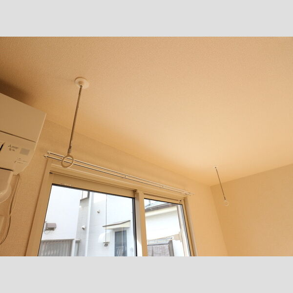 ハイヤードヒルズⅢ105号室 室内物干し