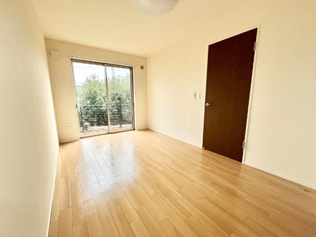 コンフォートヴィラ103号室 洋室