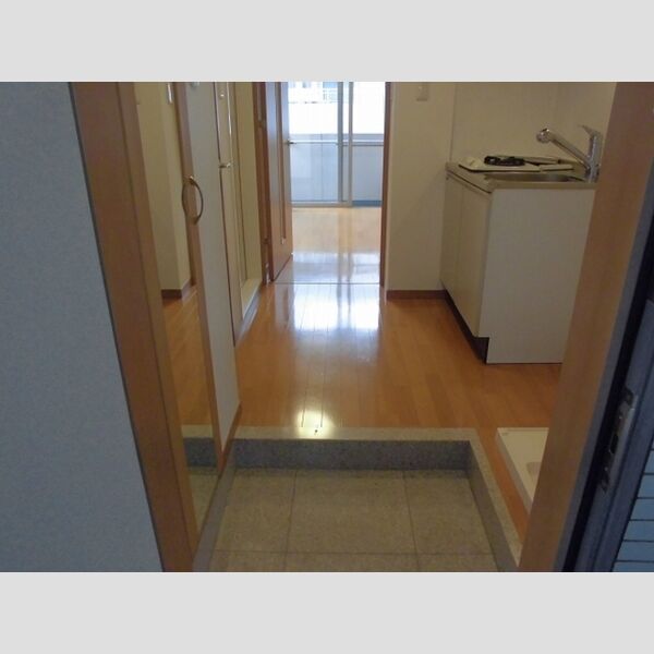 ソシア船堀1001号室 玄関