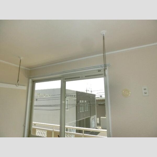 ヴェルメゾンおゆみ野　B202号室 室内物干し