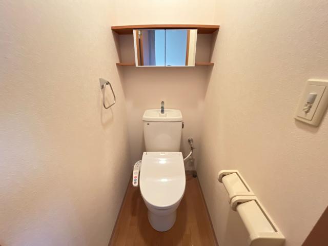 シャトー・ル・レーヴ壱番館108号室 同建物別部屋の参考画像