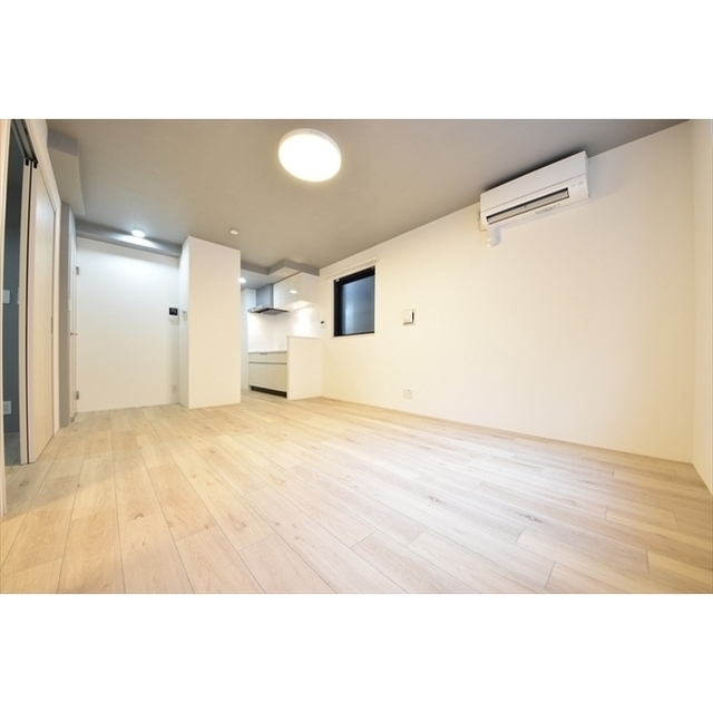 CASA PIAZZA 西日暮里0102号室 内観