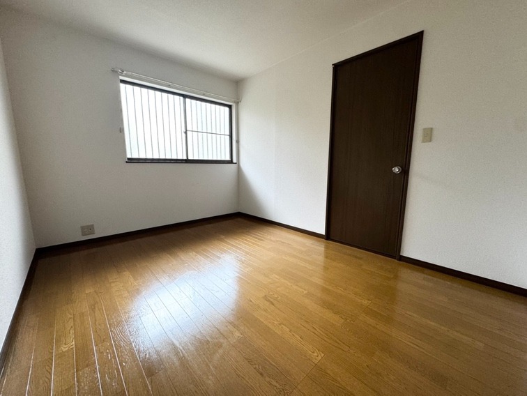 ドエルせんげん台壱番館2階 ※別号室写真使用※