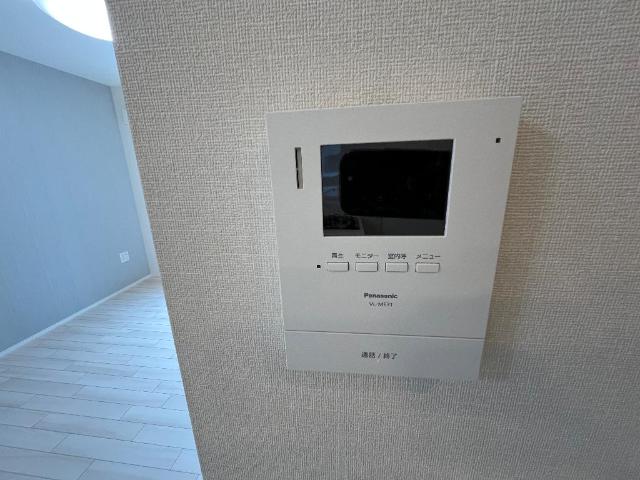 シャンパーニュ北越谷103号室 カメラ付インターホン