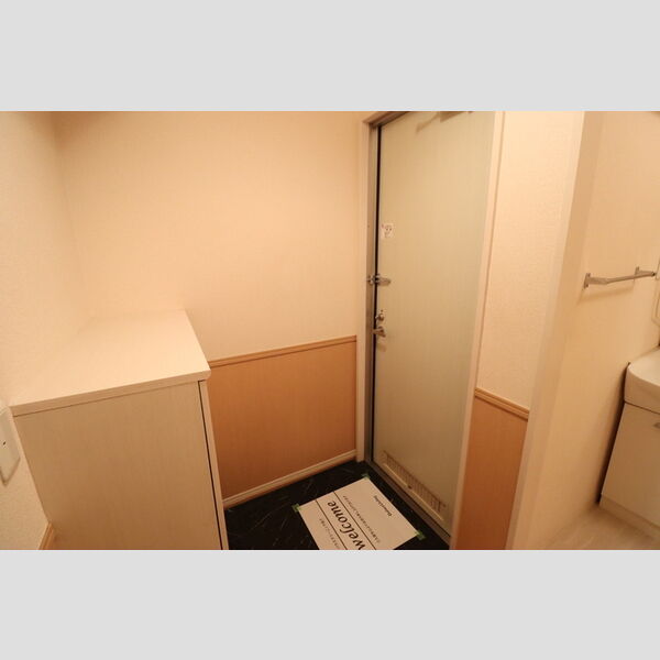 シリウス稲毛 玄関